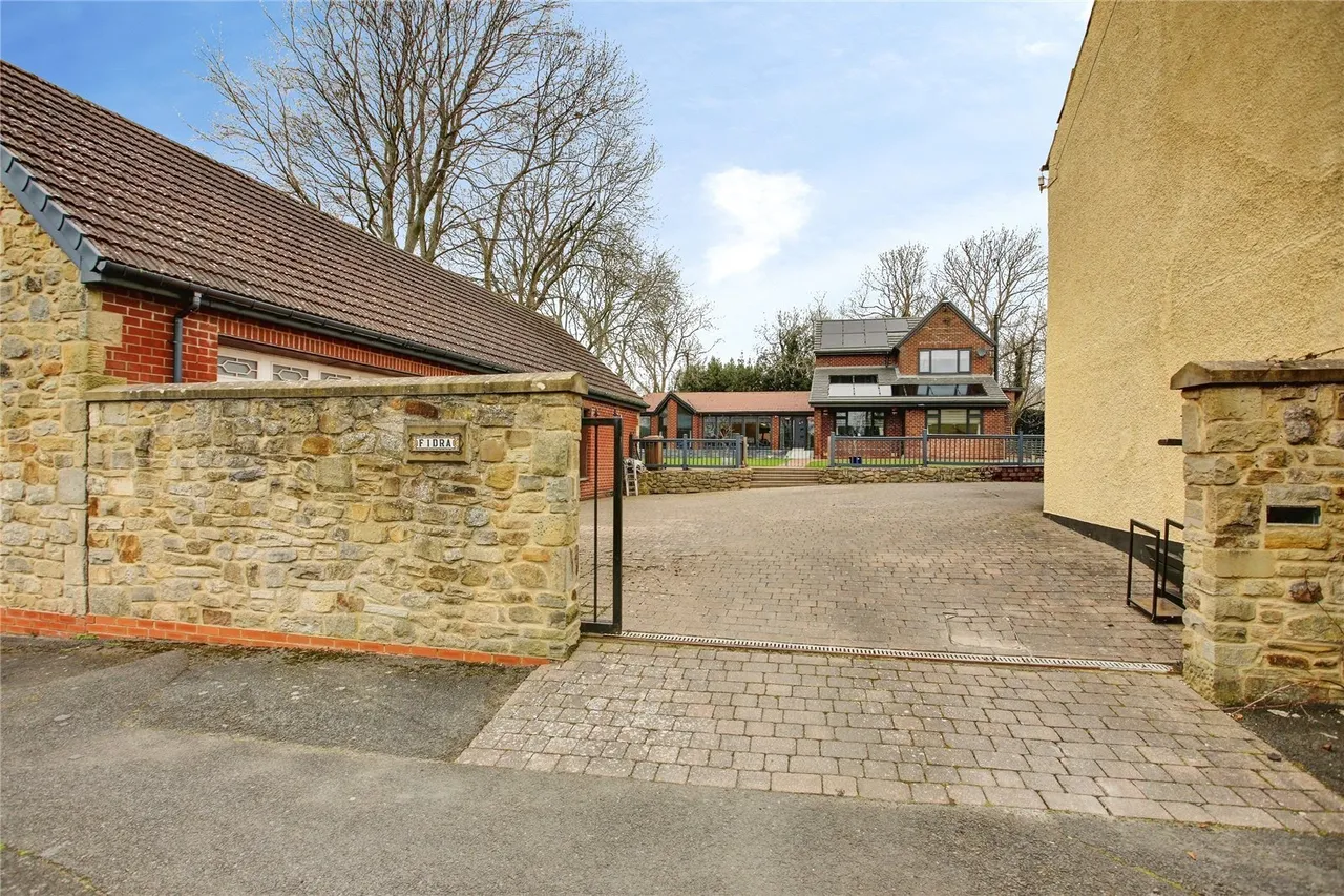 North View, Dinnington, Tyne and Wear, NE13, photo 24