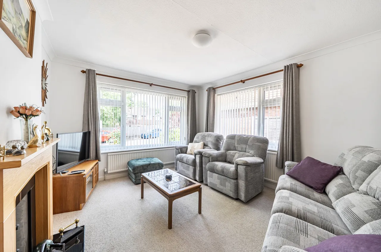 Heathlands Road, Chandler's Ford, SO53, photo 2