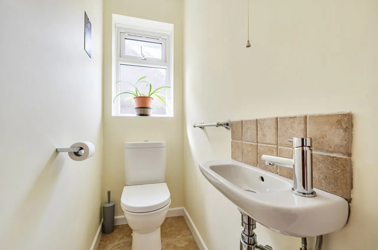 Heathlands Road, Chandler's Ford, SO53, photo 6