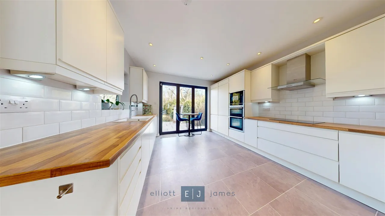 The Drive, Loughton, IG10, photo 6