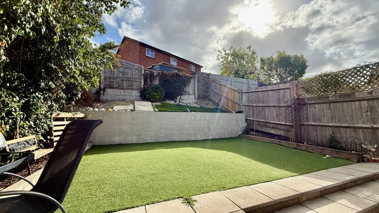 Burmarsh Close, Waldersalde, ME5, photo 10