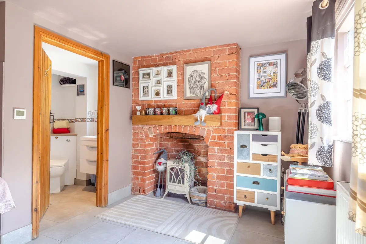 School Lane, Walton Stafford, ST17, photo 9