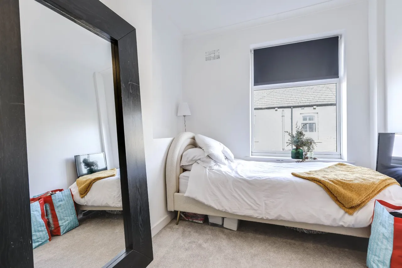 Providence Place, Stanningley, LS28, photo 10