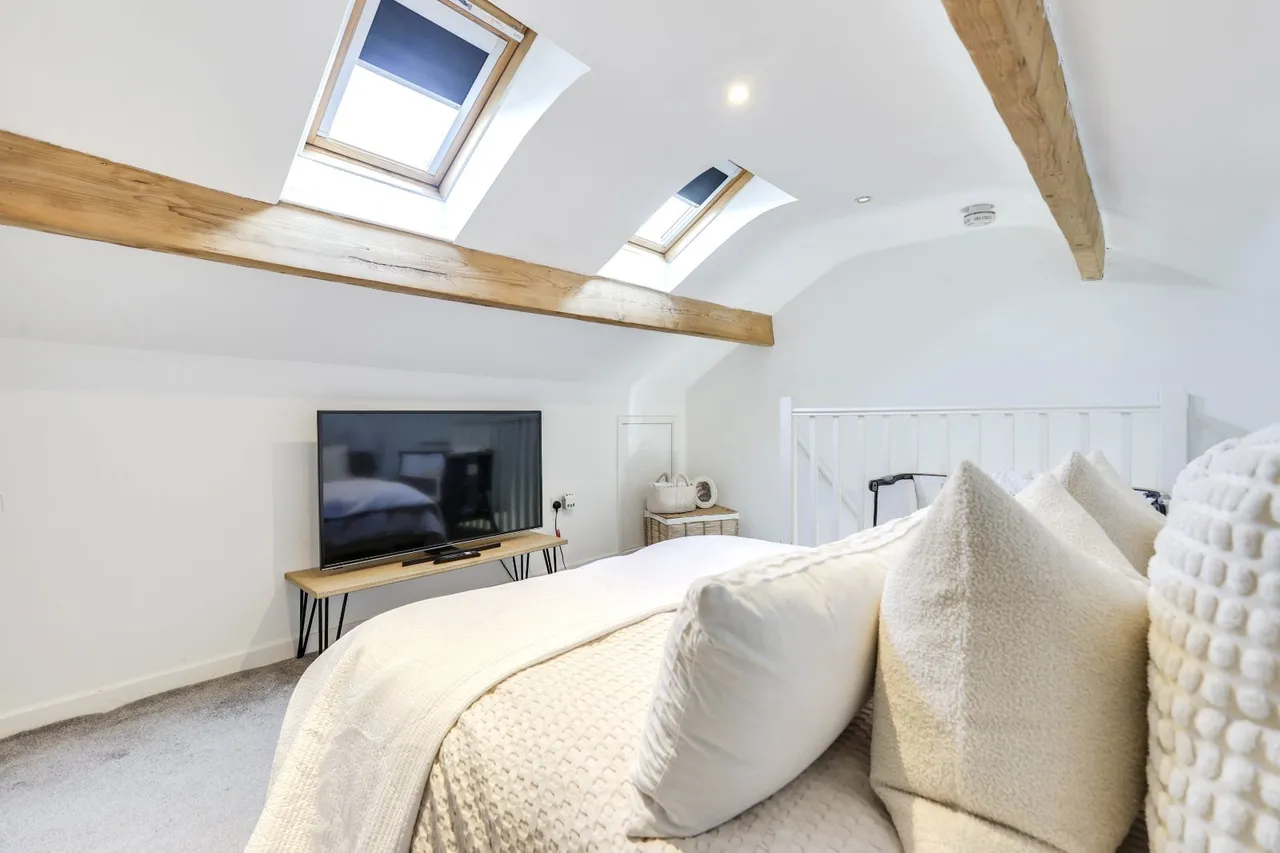 Providence Place, Stanningley, LS28, photo 13