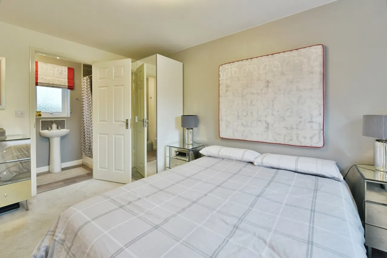 Darnbrook Drive, Sheffield, S5, photo 11