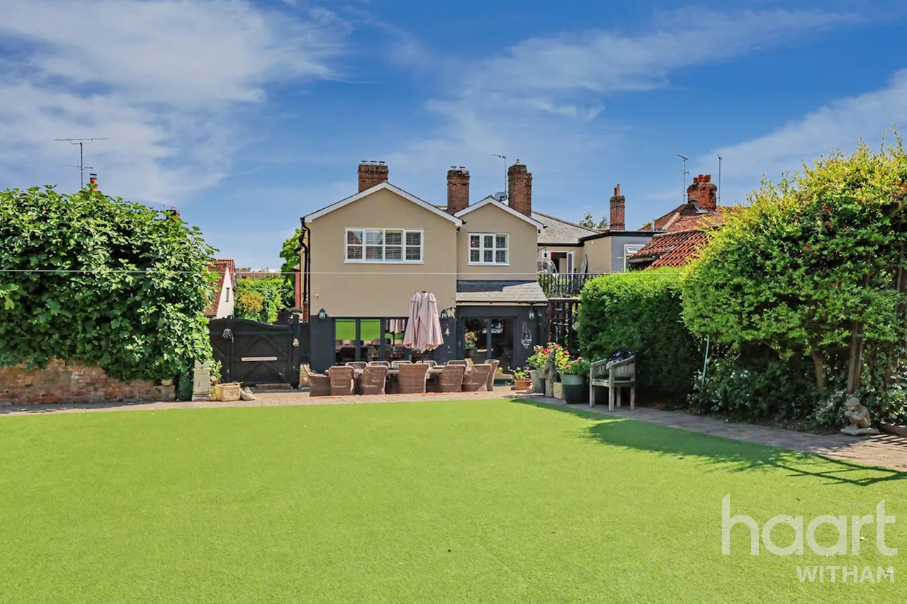 High Street, Kelvedon, CO5, photo 30