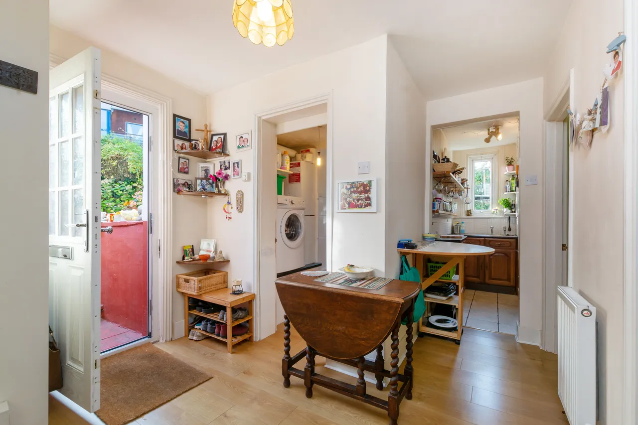 96c Lower Addiscombe Road, Croydon, photo 4