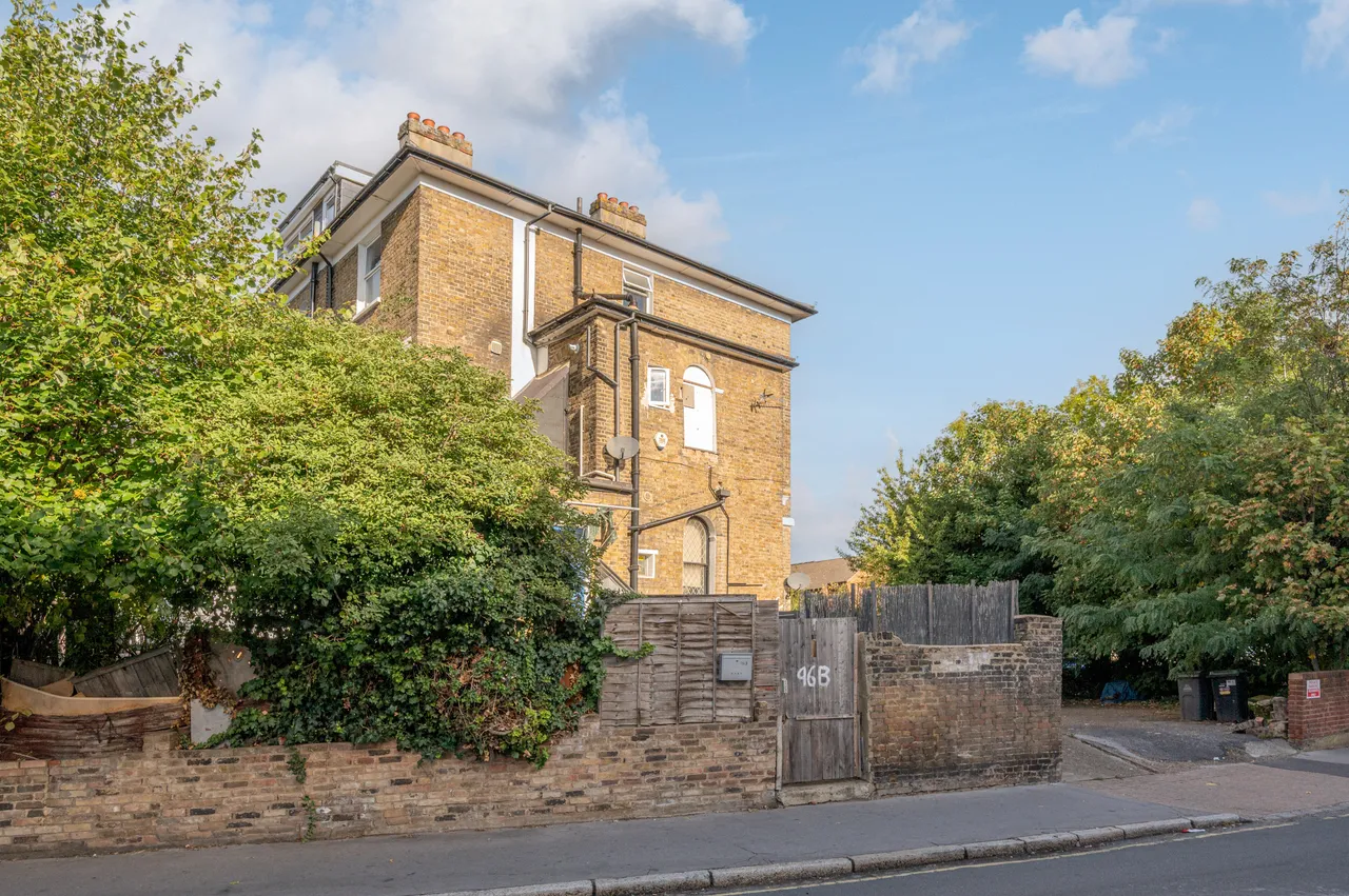 96c Lower Addiscombe Road, Croydon, photo 2