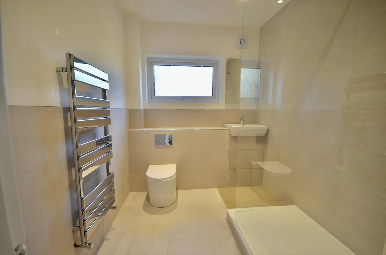 The Spinney, Watford, photo 5