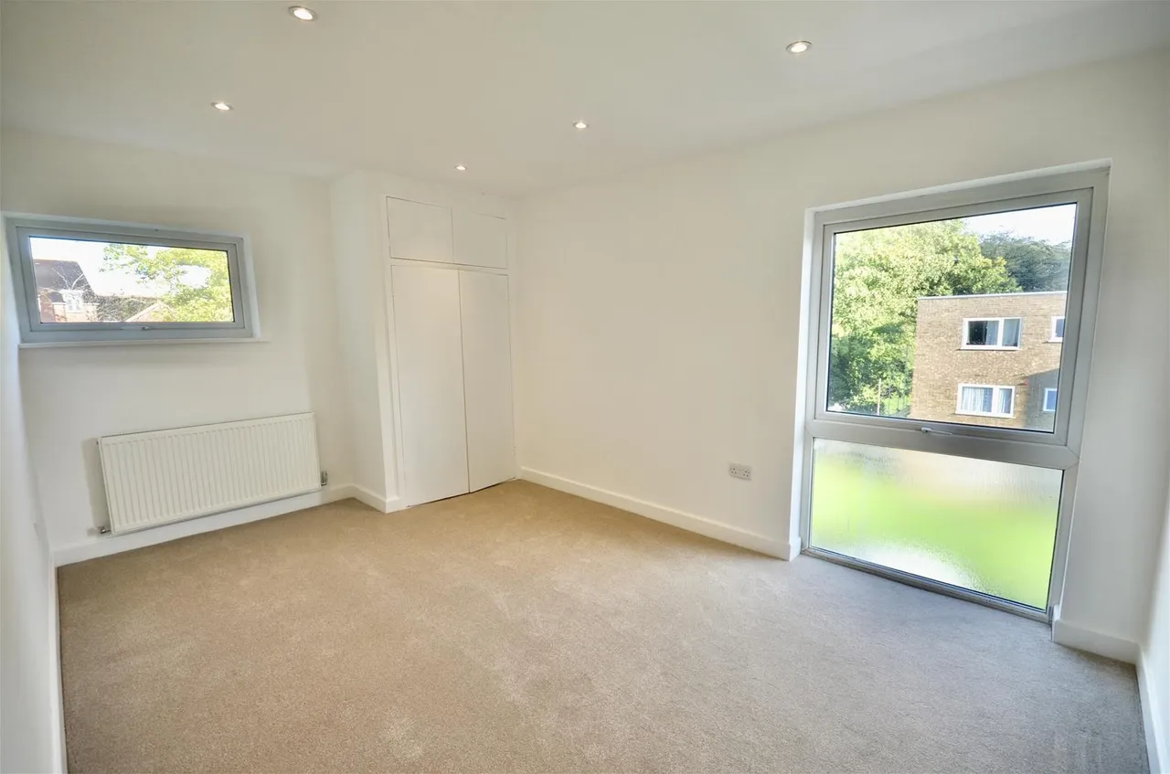 The Spinney, Watford, photo 4