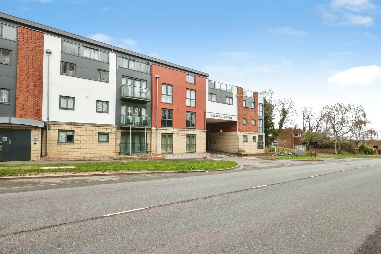1 bed flat for sale, New Coventry Road, Birmingham, B26