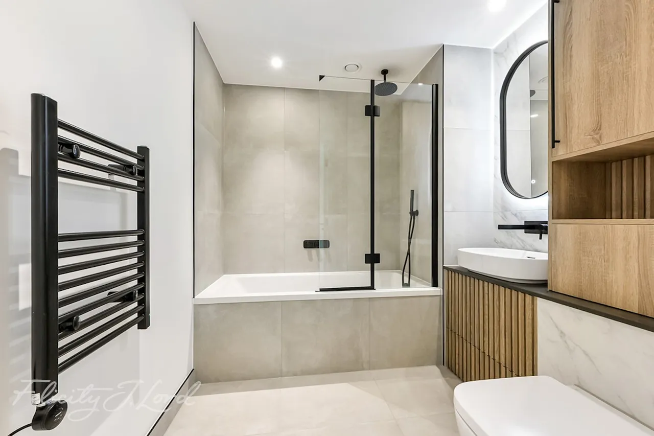 Western Gateway, London, E16, photo 17