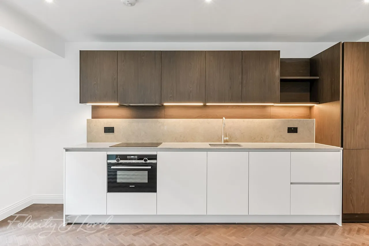 Western Gateway, London, E16, photo 19