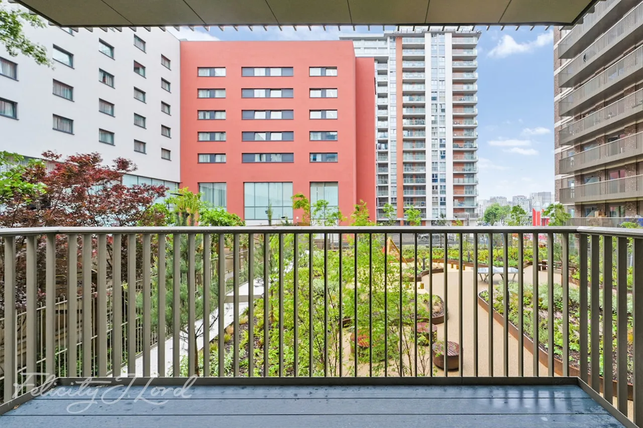 Western Gateway, London, E16, photo 23