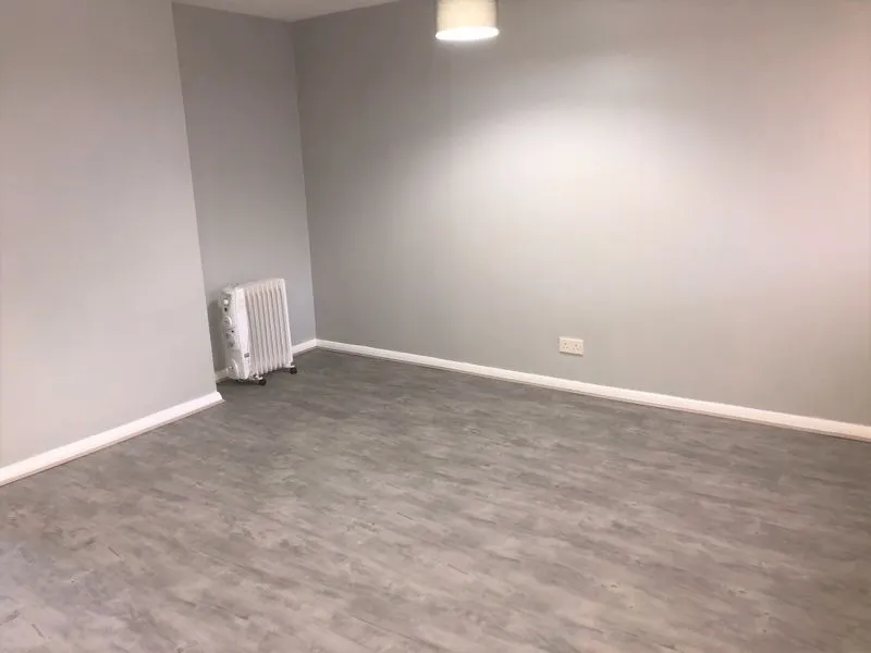 Trenchard Close, Stanmore HA7 3SS, photo 5