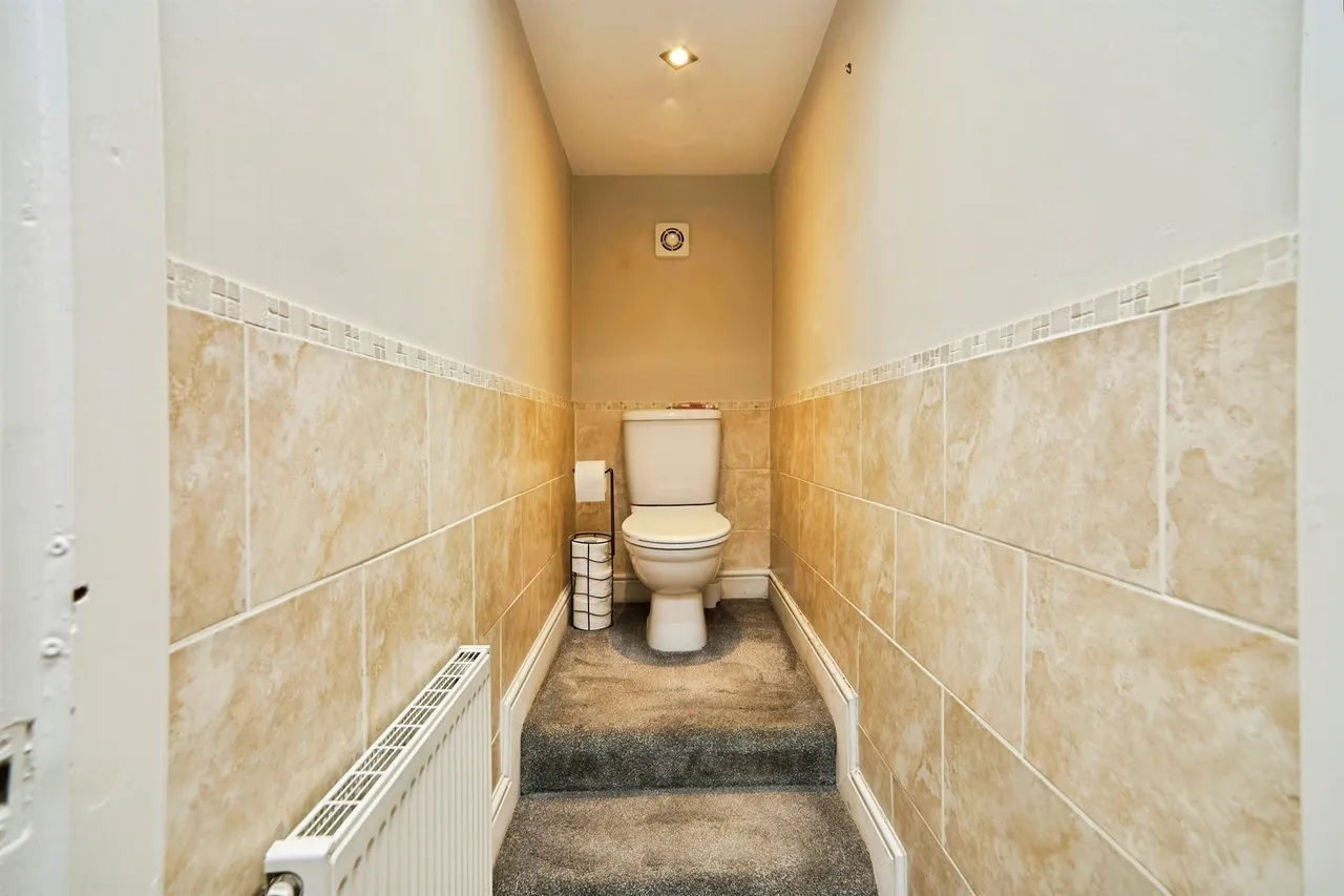 Park View, Yeadon, Leeds, photo 12