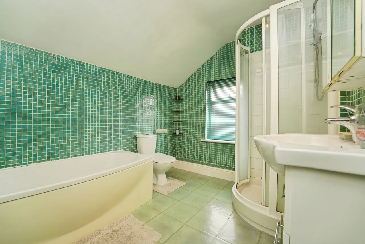 Cecil Road, Gloucester, Gloucestershire, GL1, photo 9