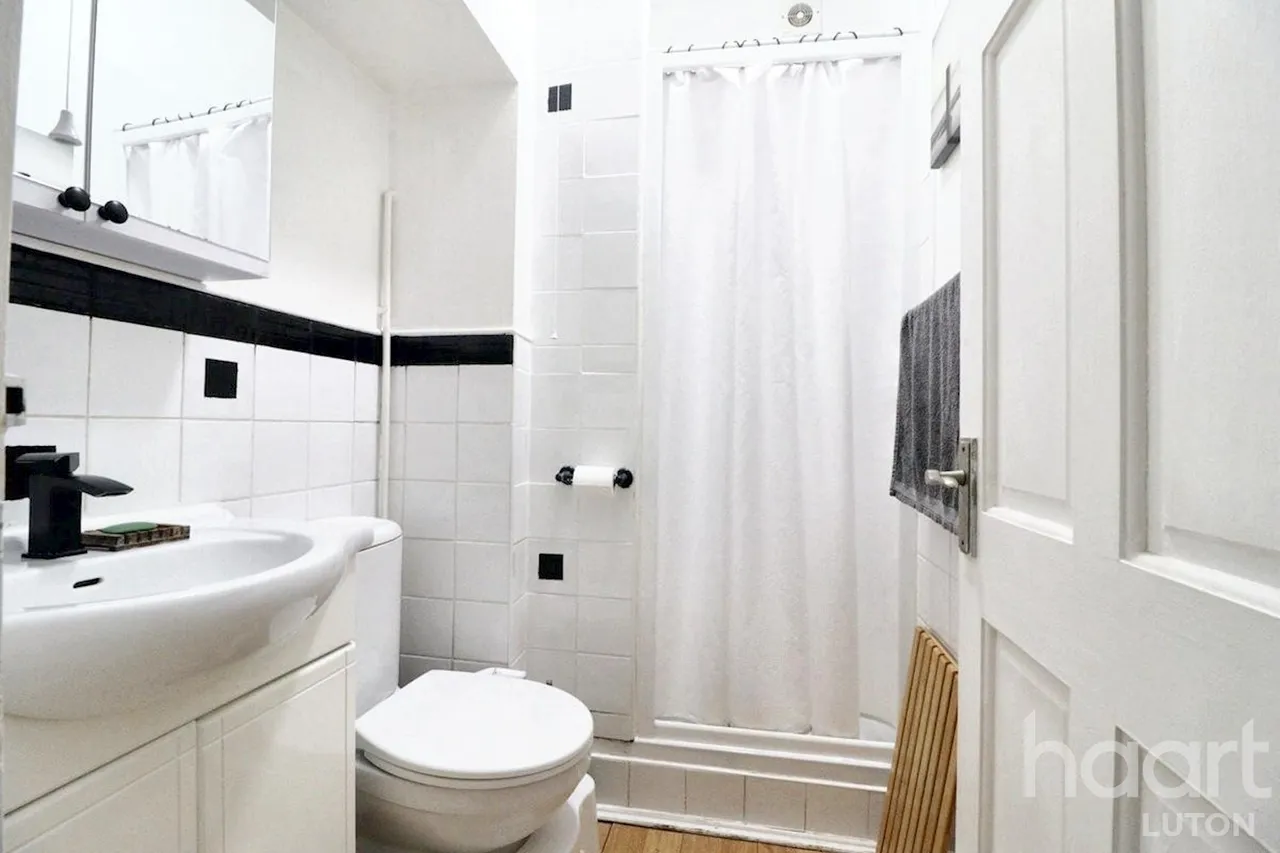 Woodland Court, Luton, LU2, photo 8