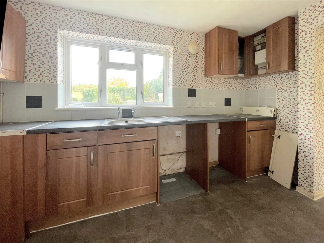 Clayfurlong Grove, Kemble, GL7, photo 4