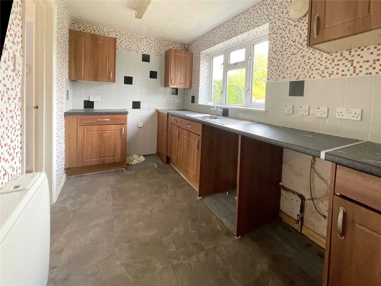 Clayfurlong Grove, Kemble, GL7, photo 5