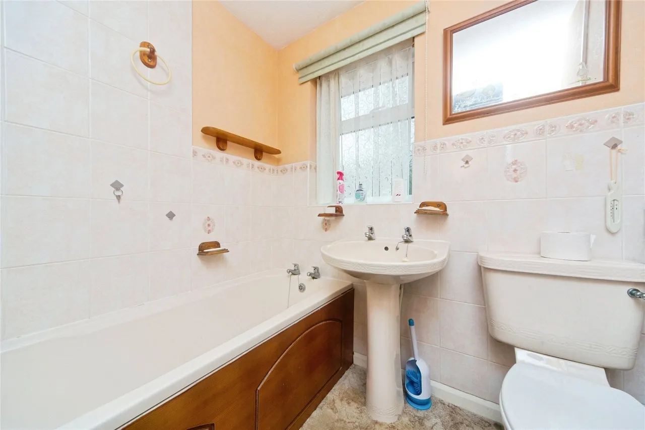 Maes Y Llan, Conwy, LL32, photo 7