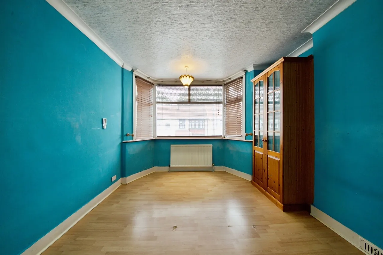 Salisbury Avenue, Barking, photo 5