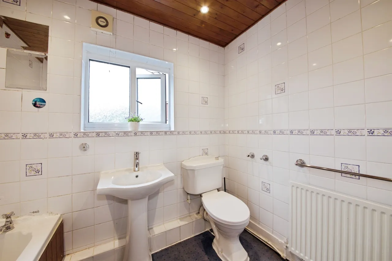 Salisbury Avenue, Barking, photo 10