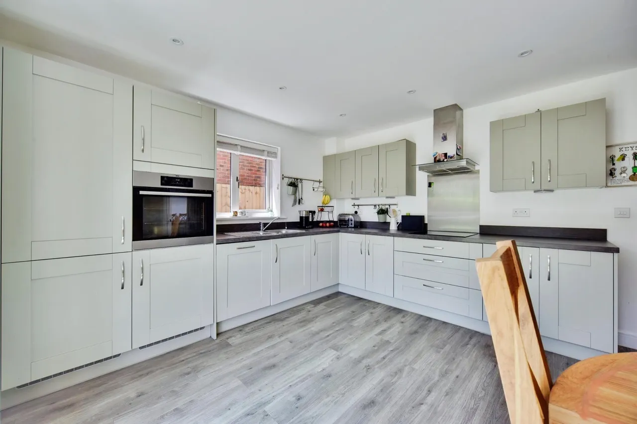 Collier Street, Maidstone, ME18, photo 2