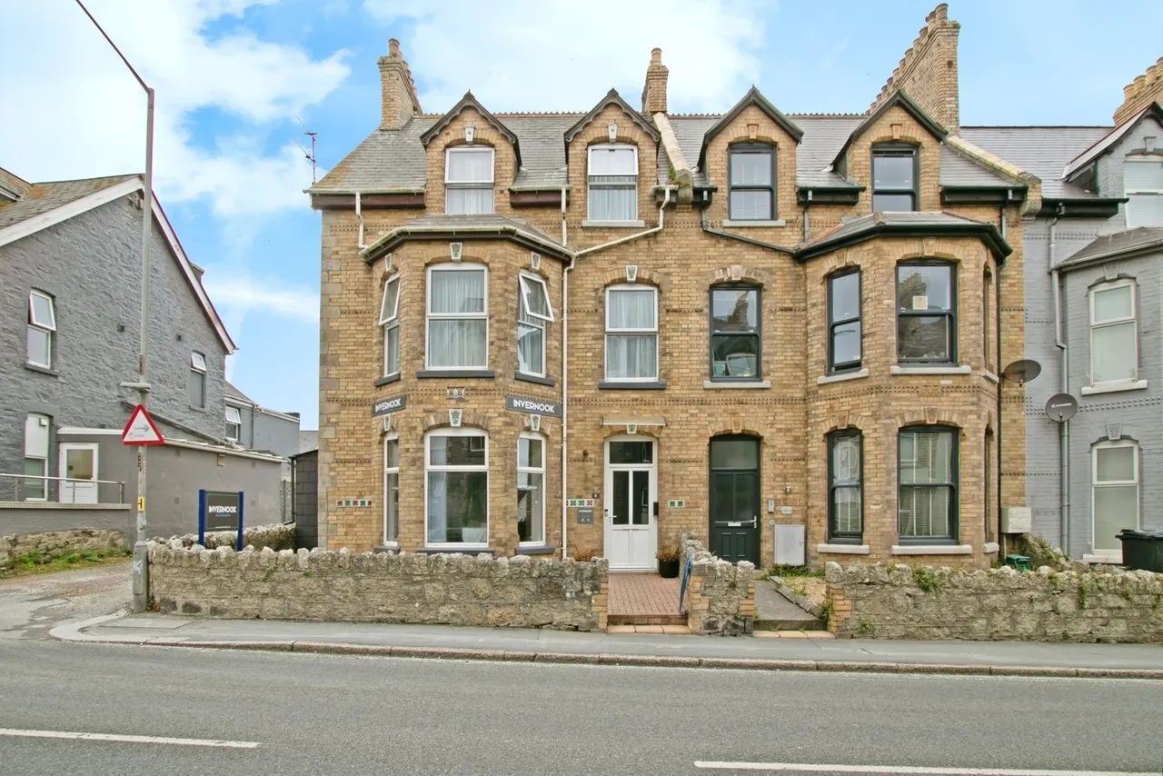 10 bed house for sale, Berry Road, Newquay, TR7