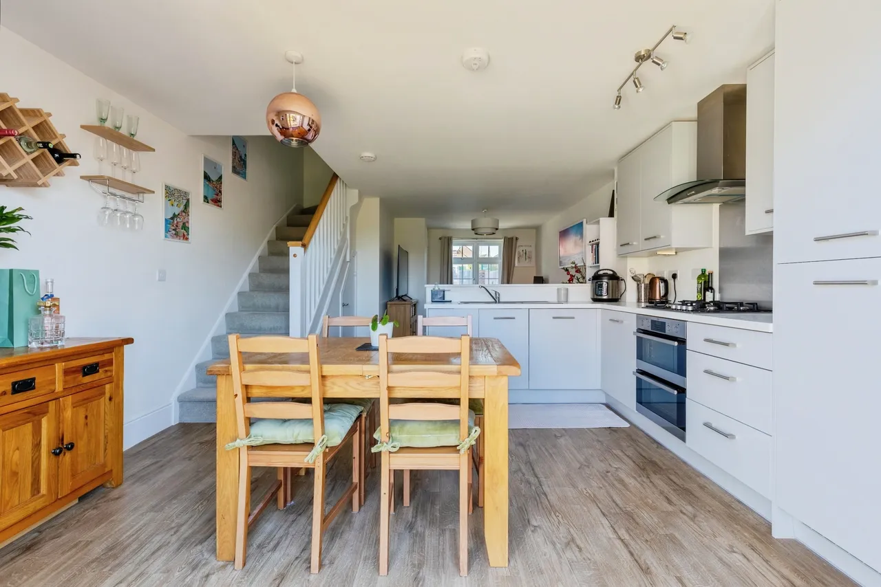 Lavender Close, Warwick, photo 8