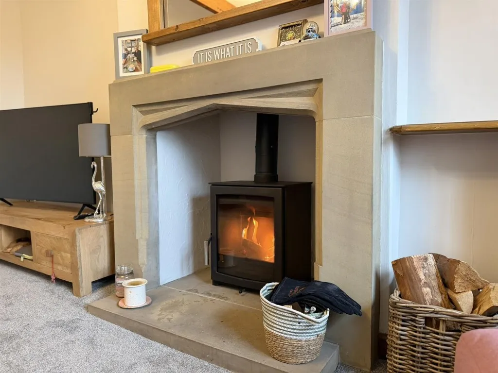 Church Street, Oakworth, BD22, photo 5