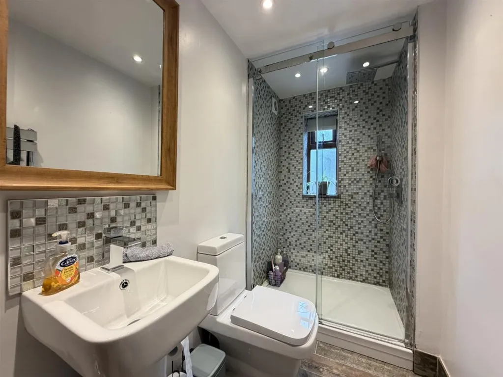 Church Street, Oakworth, BD22, photo 13