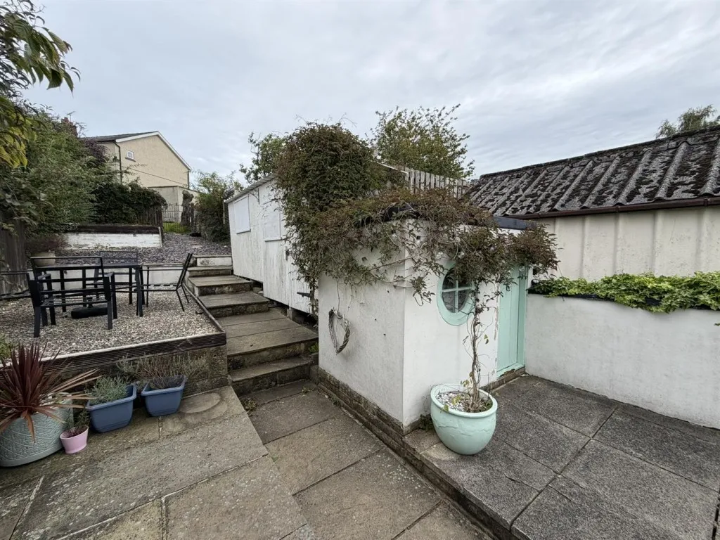 Church Street, Oakworth, BD22, photo 22