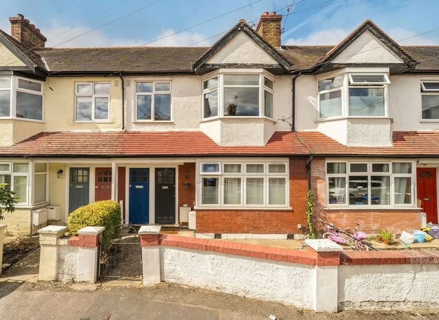 2 bed flat for sale — Marlborough Close, Colliers Wood, SW19