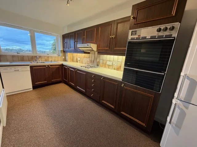 Farington Acres, Weybridge, KT13, photo 6