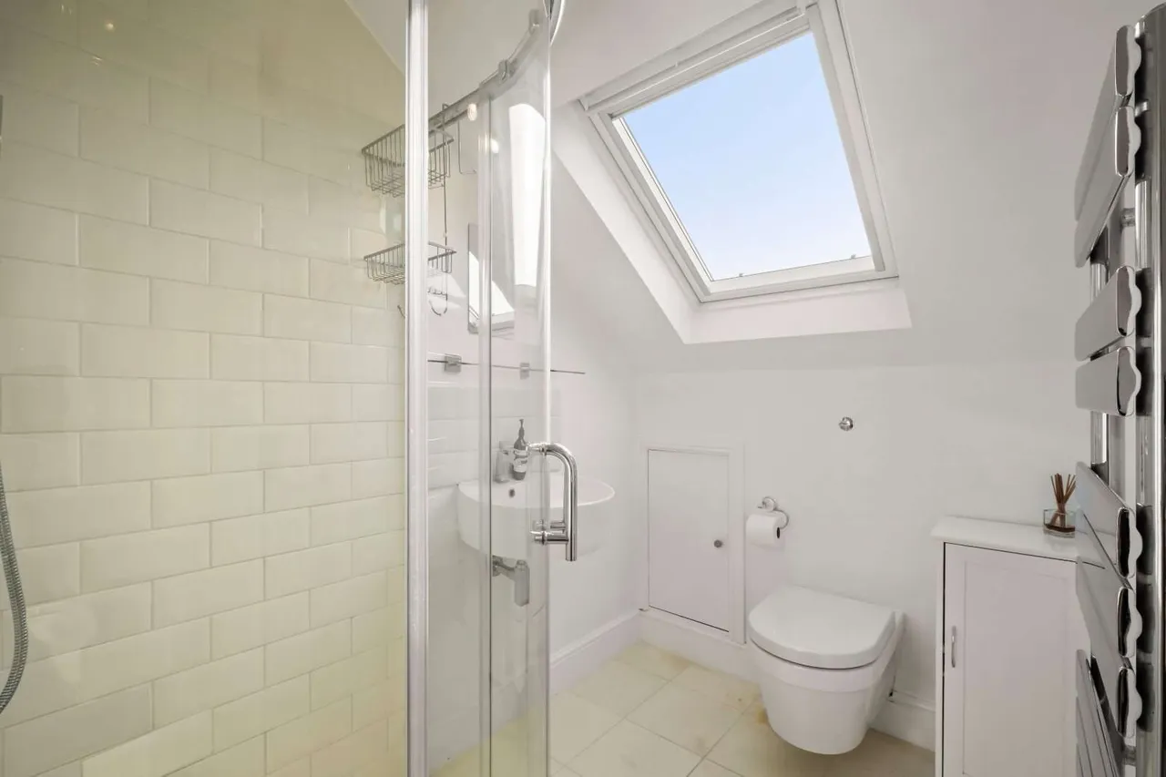 Crealock Street, London, SW18, photo 7