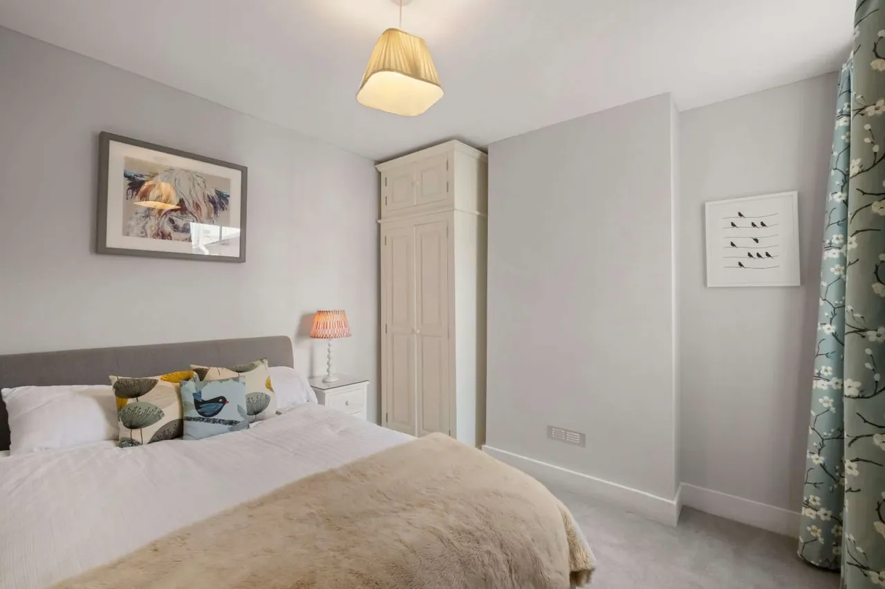 Crealock Street, London, SW18, photo 10