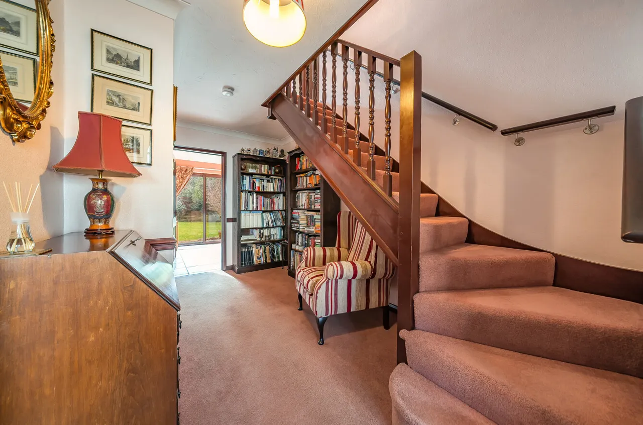 Edward Road, Windlesham, Surrey, GU20 6EX, photo 7