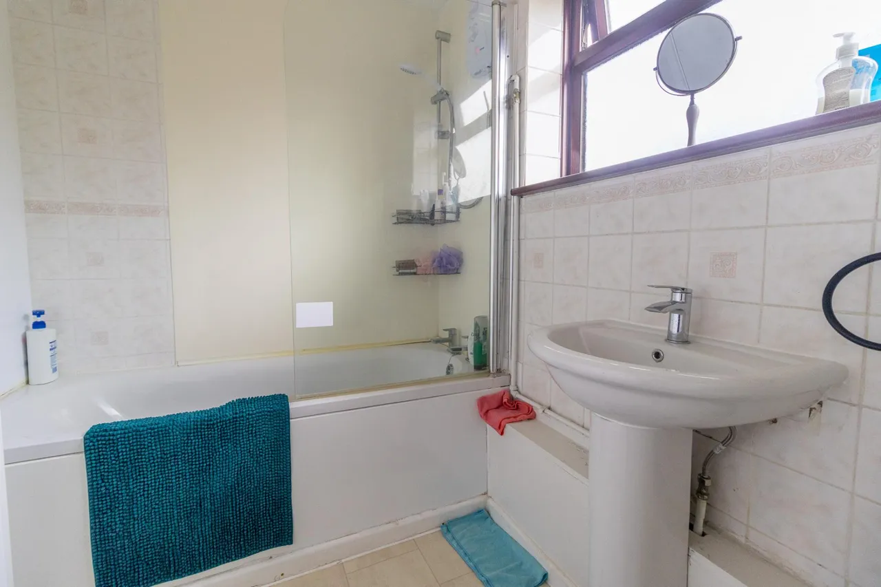 Shepherds Spring Lane, Andover, SP10, photo 7