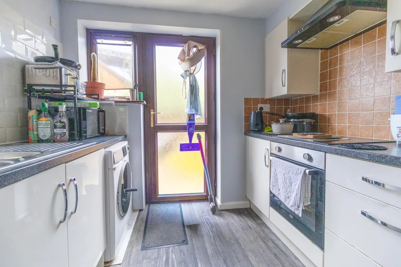 Shepherds Spring Lane, Andover, SP10, photo 5
