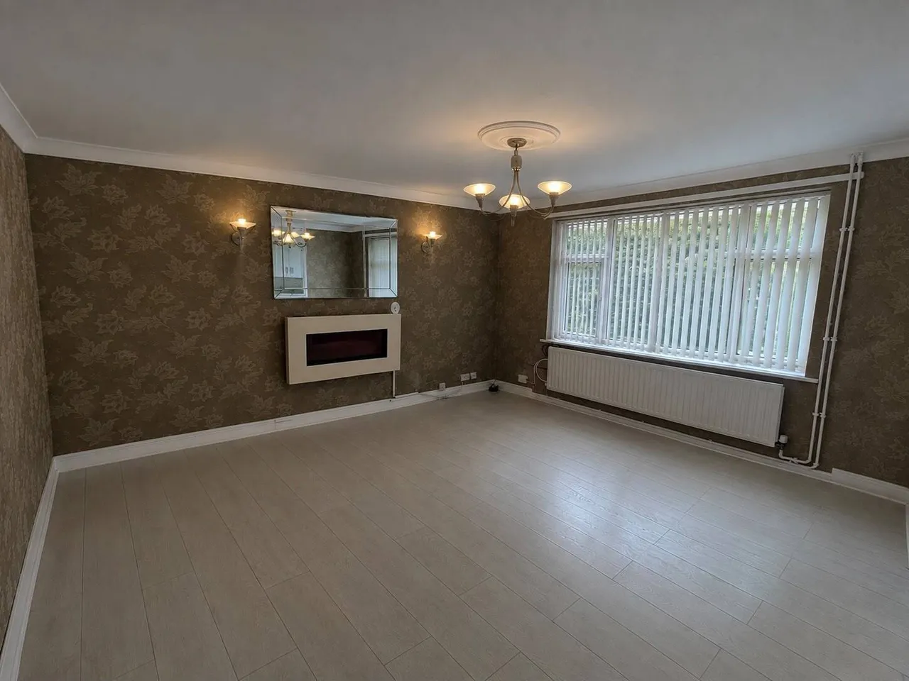 Newlands Close, Willenhal, WV13, photo 5