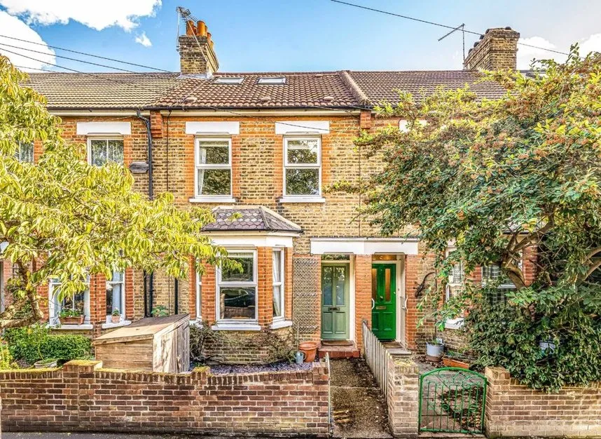 3 bed house for sale, Eastbank Road, Hampton Hill, TW12