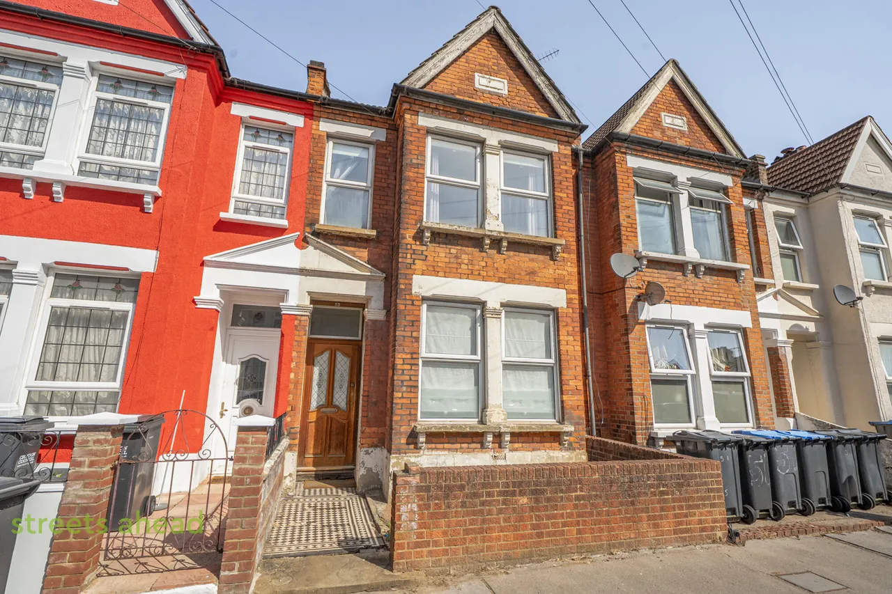 4 bed house for sale, Sangley Road, London, SE25