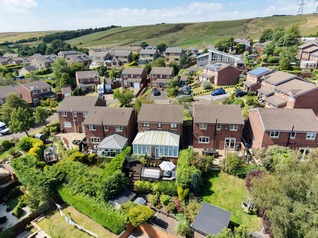 Fell View, Bacup OL13 8GA, photo 38