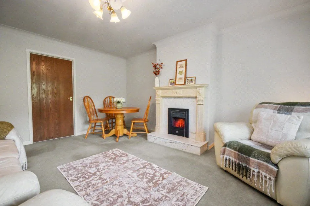 Aysgarth Close, Wakefield, WF2, photo 12