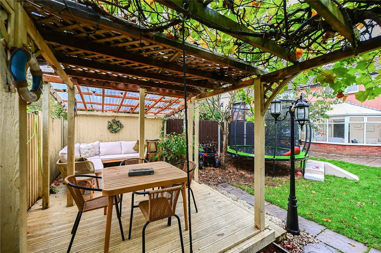 Longford Way, Stanwell, TW19, photo 5