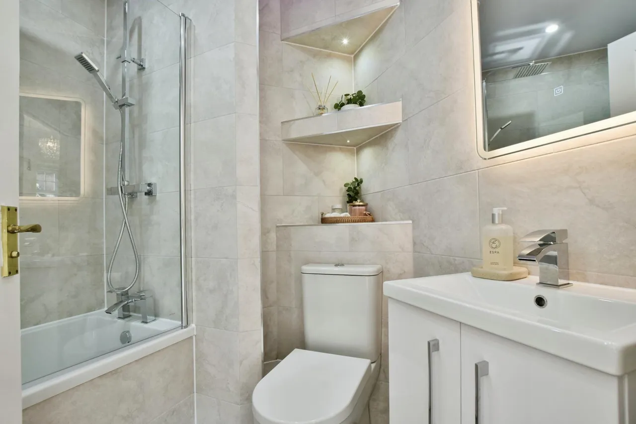 Sandmoor Place, Lymm, WA13, photo 16
