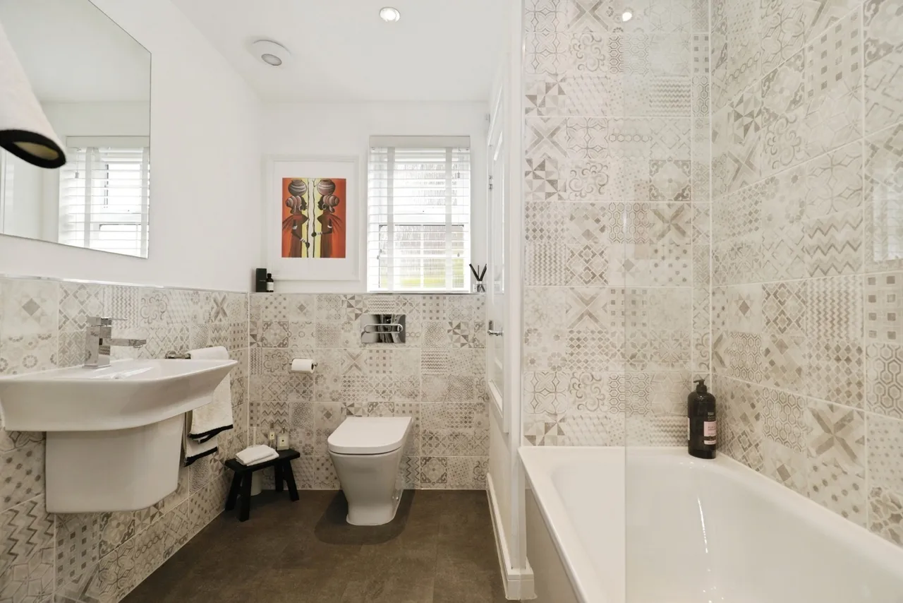 Ezart Avenue, Wetherby, West Yorkshire, LS22, photo 7