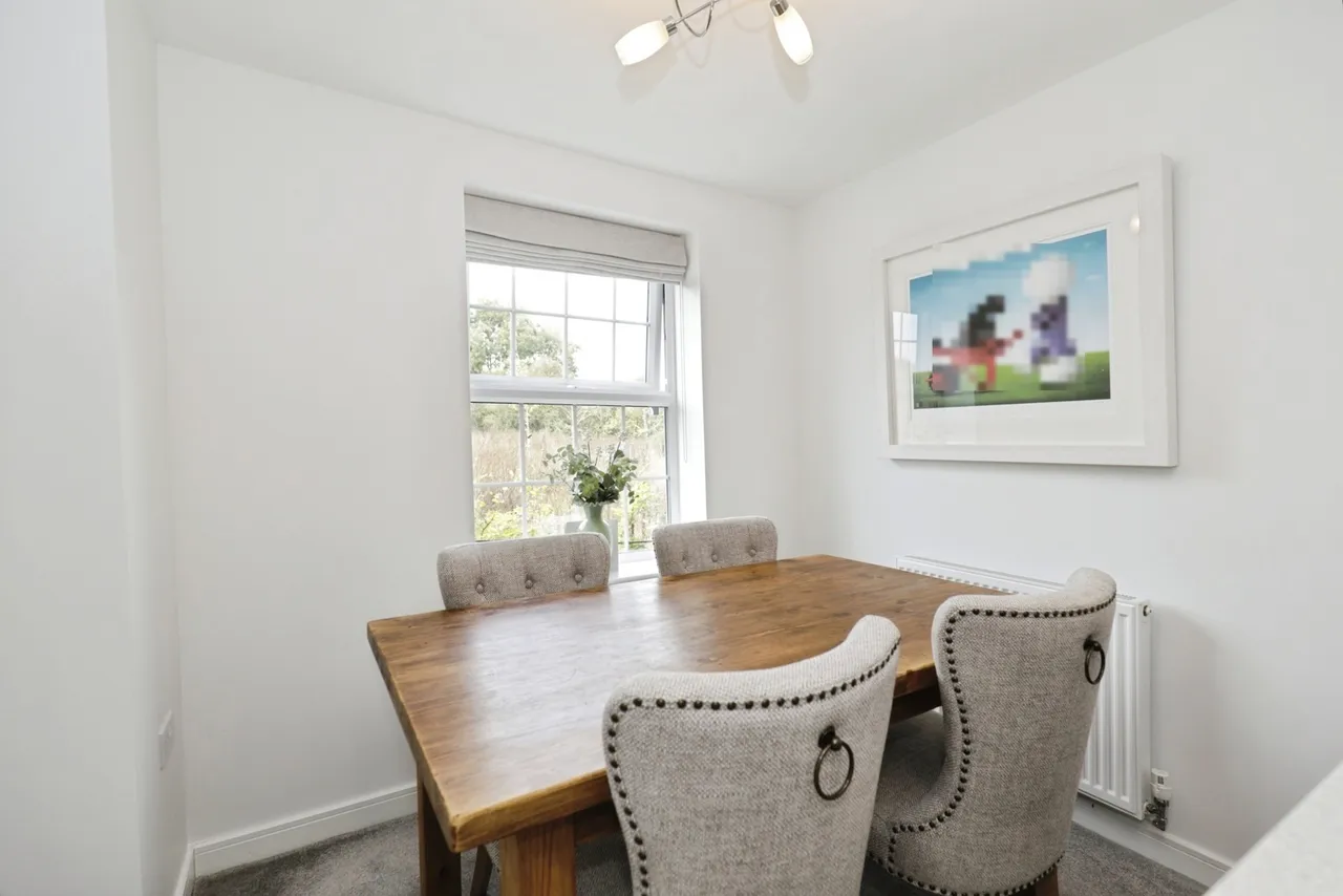 Ezart Avenue, Wetherby, West Yorkshire, LS22, photo 5