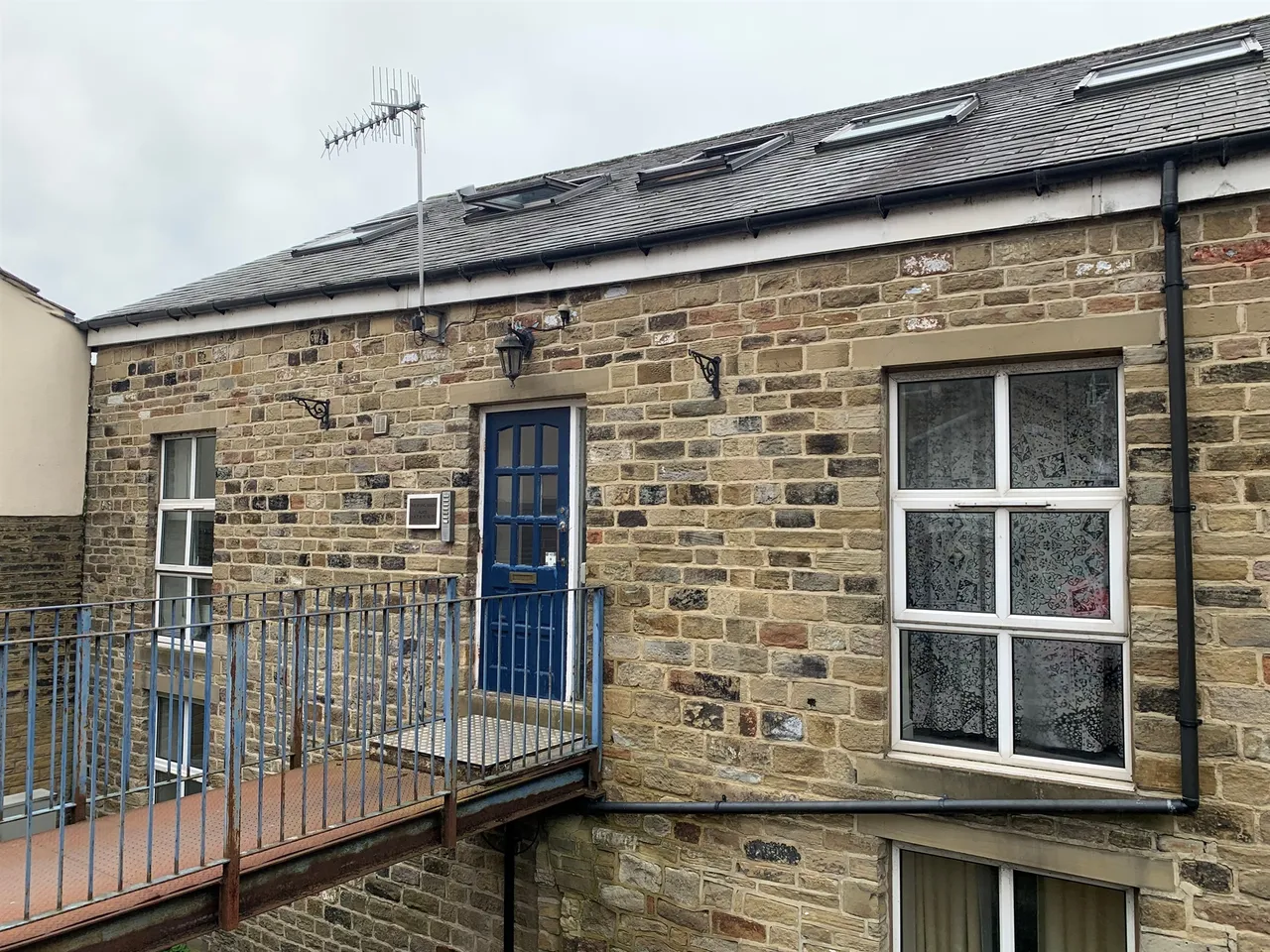 2 bed flat for sale — Wharf Street, Sowerby Bridge